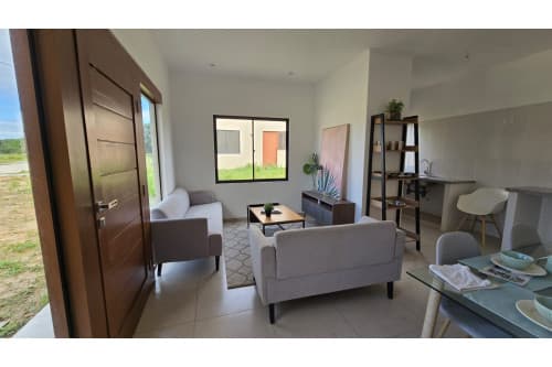 CASAS EN VENTA DE UNA PLANTA KM 13 URB. VICTORIA