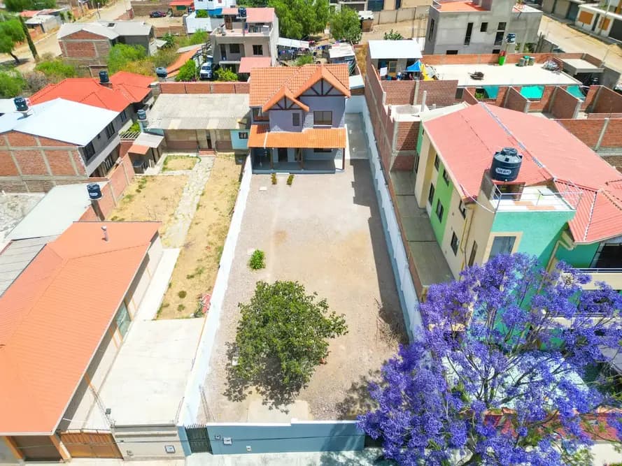 CASA INDEPENDIENTE A ESTRENAR EN VENTA KM 7 SACABA