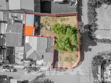 Terreno en venta en esquina a 2 cuadras de Av Villazon