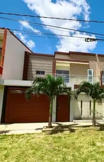 Casa nueva en venta en Urbanización Canaán, Km 9 Doble Vía La Guardia – ideal para familia o inversión por USD 120.000