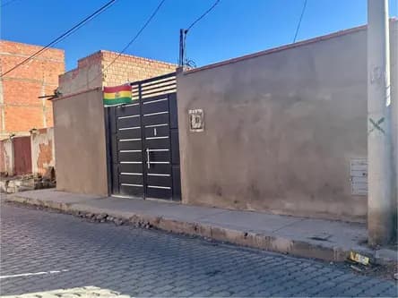 CASA COMO TERRENO EN VENTA EN COSMOS 79 -EL ALTO